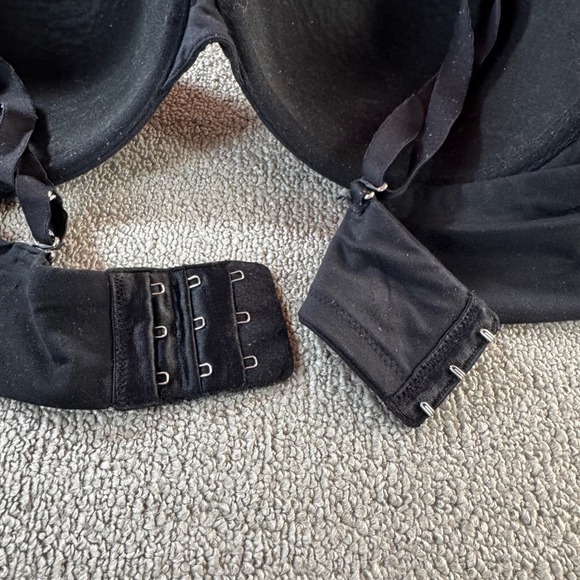 Torrid Bra Size 40D Black 360 Back Smoothing Push Up T-Shirt Underwire Padded - Picture 5 of 10